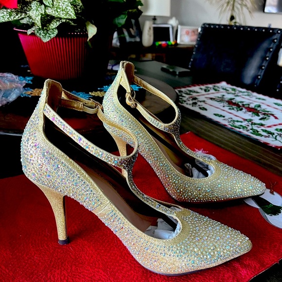 Elegant Gold Rhinestone Women's Heels - Picture 2 of 6